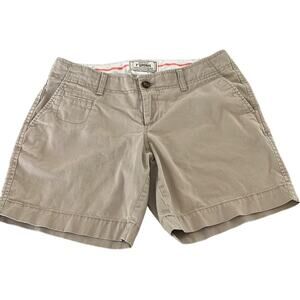 Old Navy Favorite Khakis Perfect 7” Tan Shorts  Woman Size 2 Preppy